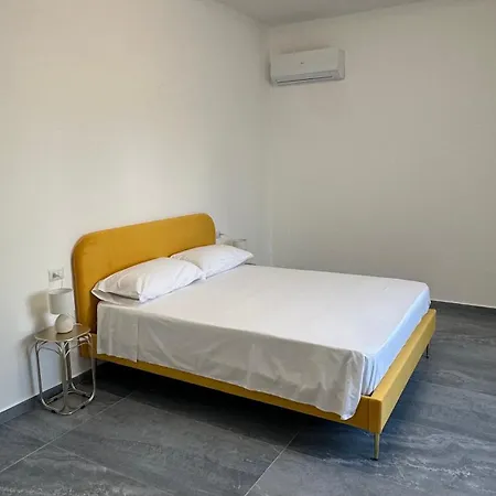 La Casa Gialla