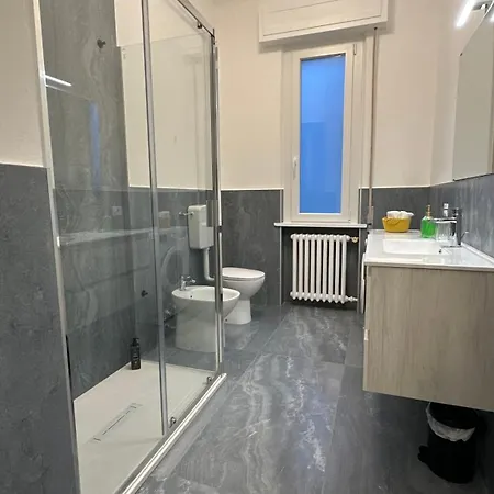 La Casa Gialla Parme