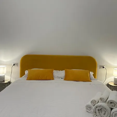 La Casa Gialla Διαμέρισμα *